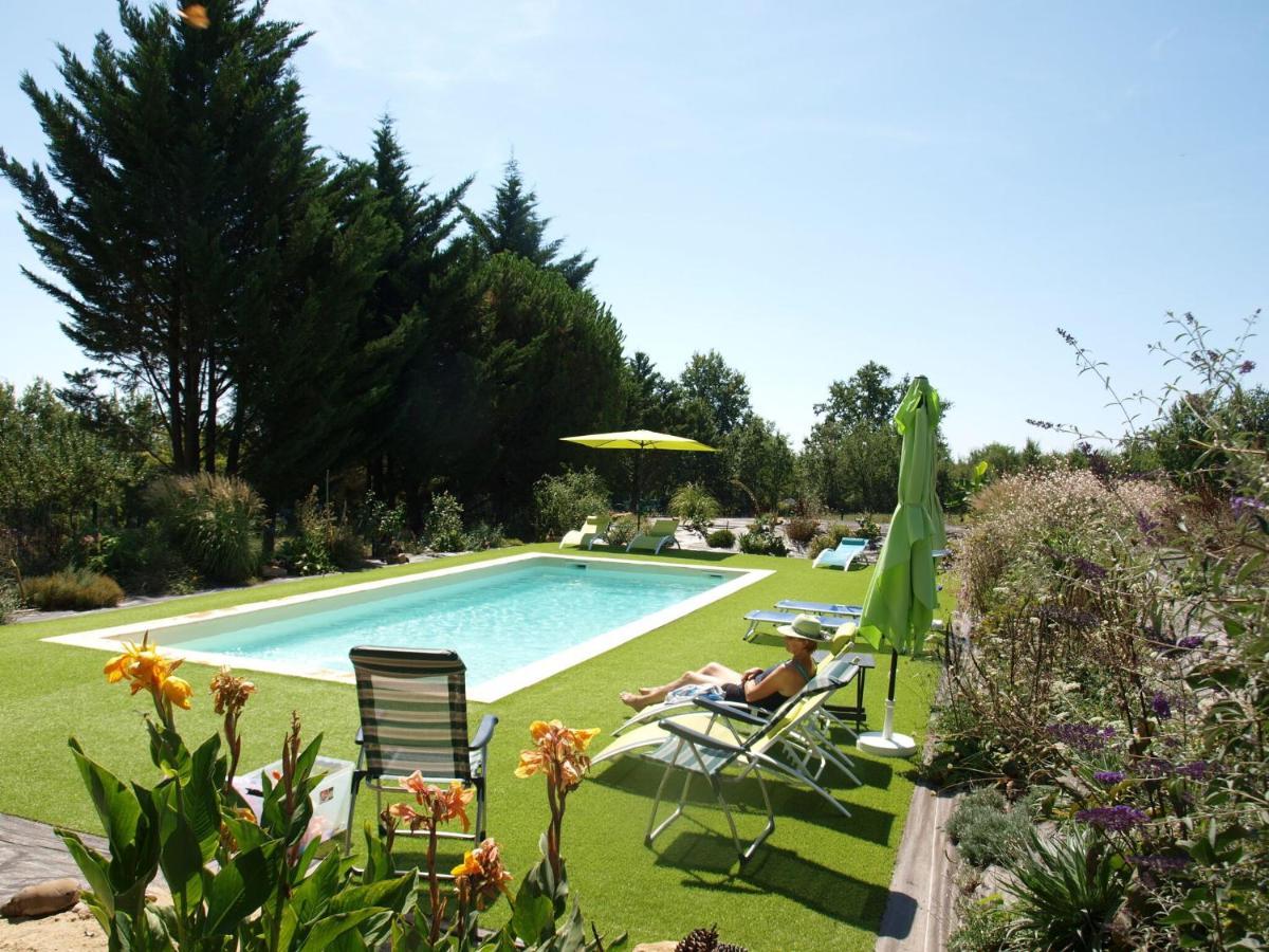 Cozy Cottage In Aquitaine With Private Swimming Pool Peyzac-le-Moustier Экстерьер фото